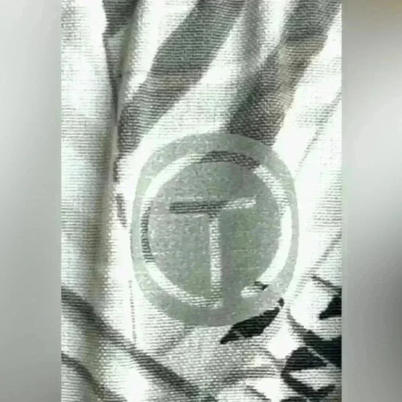 T for Talbots Grey/Black Palm Tree Print Athletic Skort Sz. SP - Picture 8 of 11